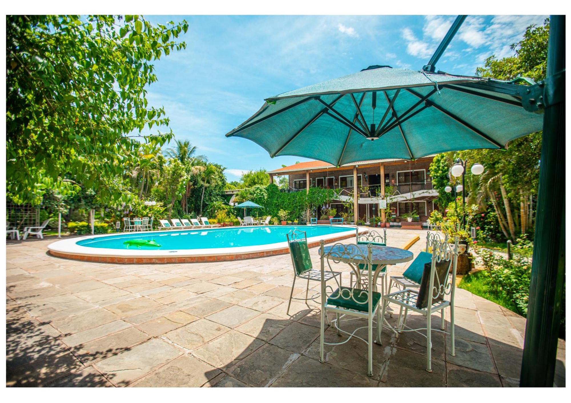 Hotel Boutique El Rancho Olivo Villamontes Exterior photo