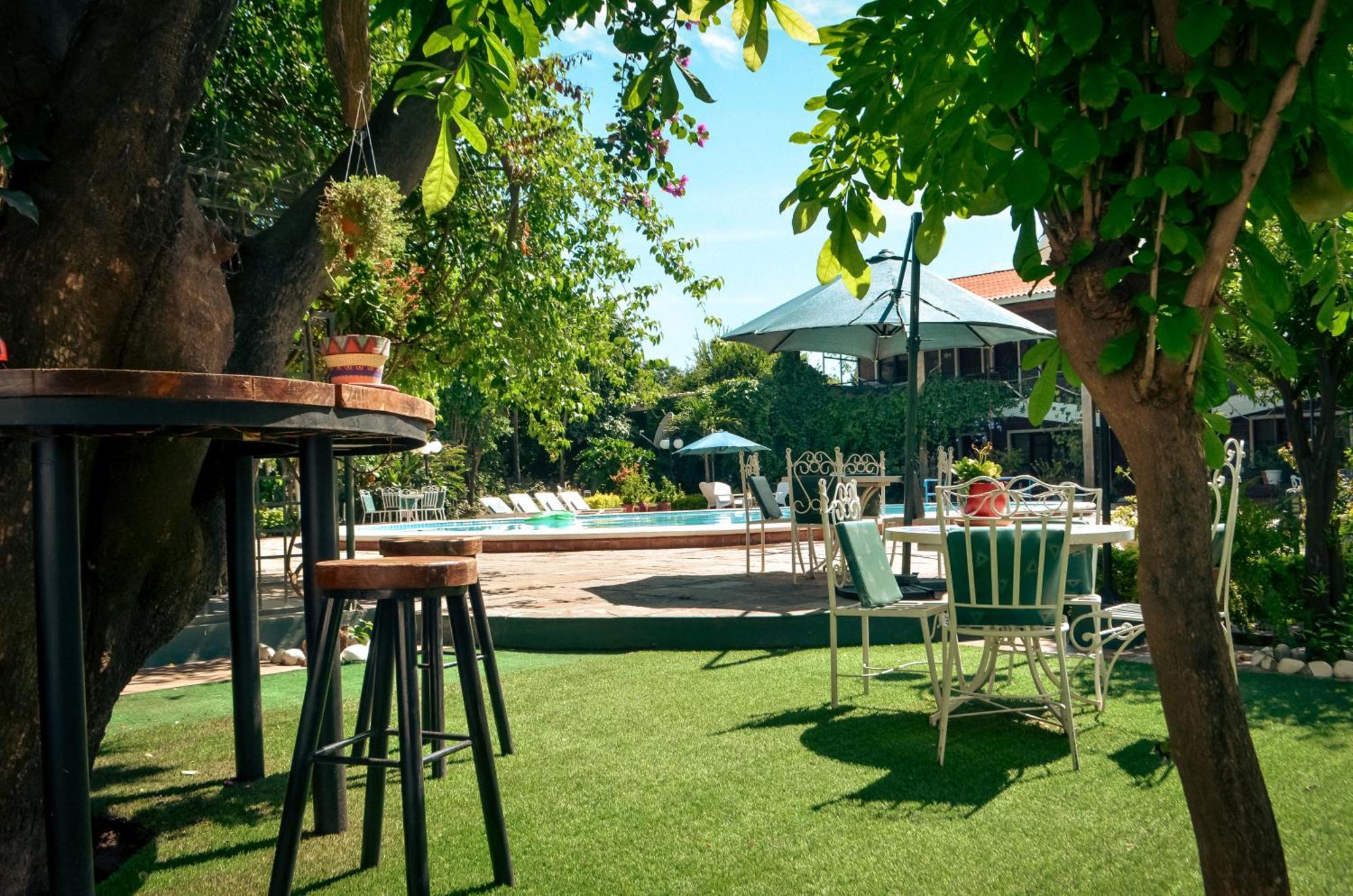 Hotel Boutique El Rancho Olivo Villamontes Exterior photo